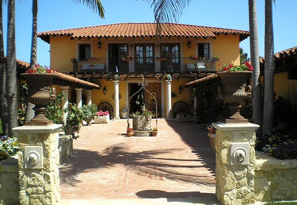 Stone Pillars Installation Service Brick Entryway & Stone Pillars throughout Del Mar, CA